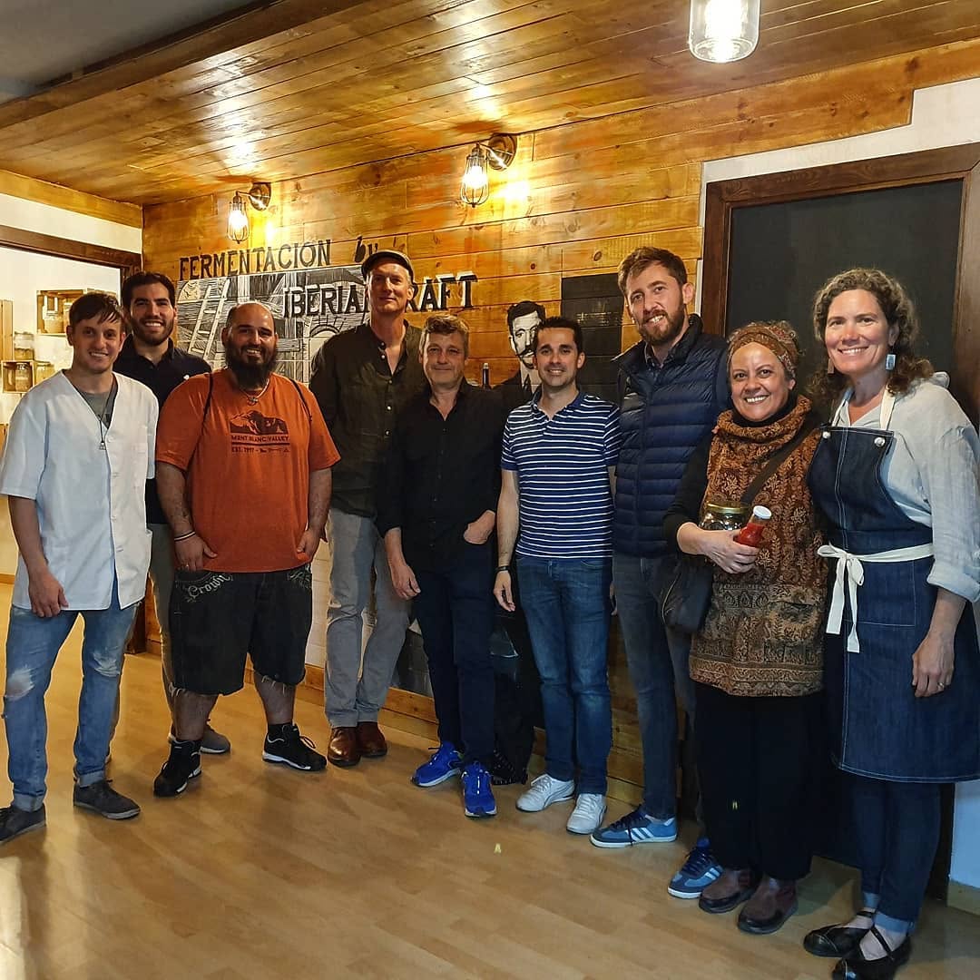 Gran experiencia con el curso de fermentados de salsas impartido por @ferment.works con Kirsten y Christopher los gúrus